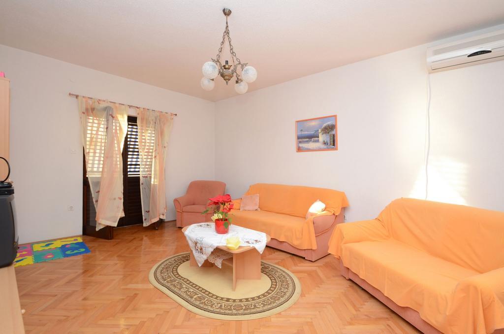 Apartments Marijana Zavalatica Exterior foto